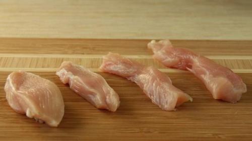 Куриные рулетики.  Ингредиенты: 01