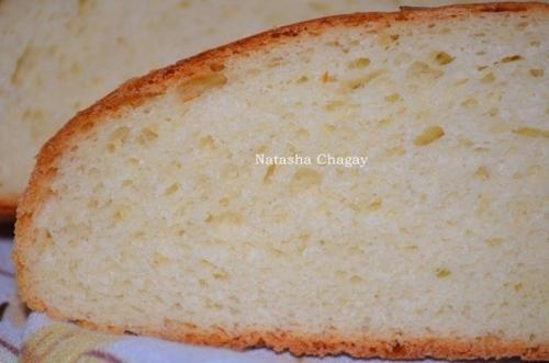 Хлебушек на сметанке.  Вода теплая 1/2 стакана.