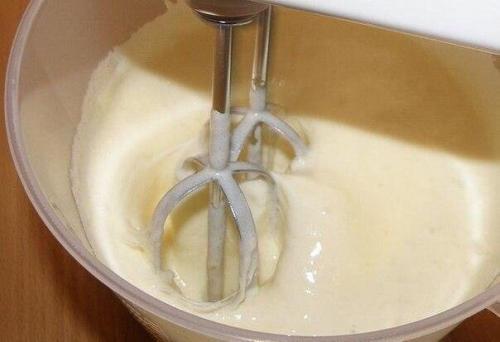 Шарлотка. Ингредиенты: - 3 куриных яйца. 01 Шарлотка. Ингредиенты: - 3 куриных яйца. 01