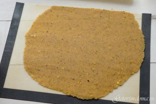 Муссовый торт Клубника - Ваниль - Базилик. 02