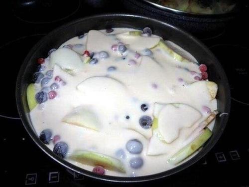 Шарлотка. Ингредиенты: - 3 куриных яйца. 03 Шарлотка. Ингредиенты: - 3 куриных яйца. 03