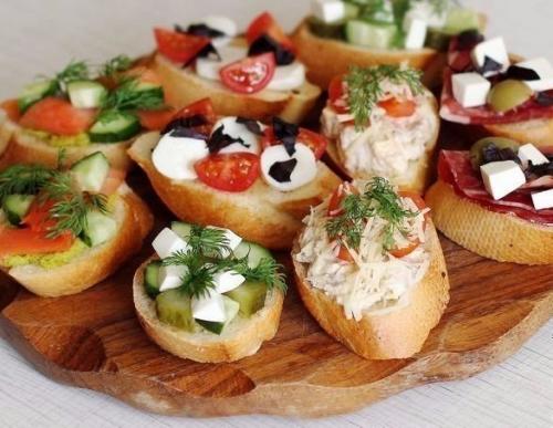 Топ - 5 начинок для брускетты.