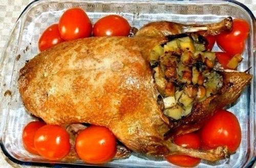 Фаршированная утка. Ингредиенты:
