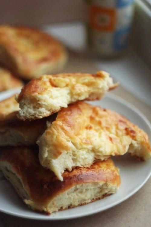 Ватрушки с творогом.