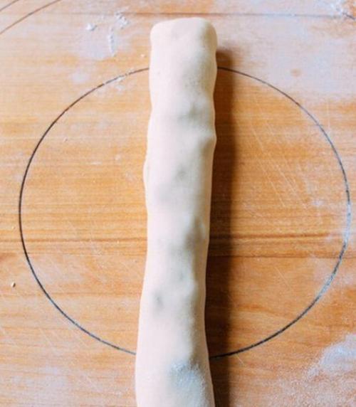 Булочки с изюмом. 02