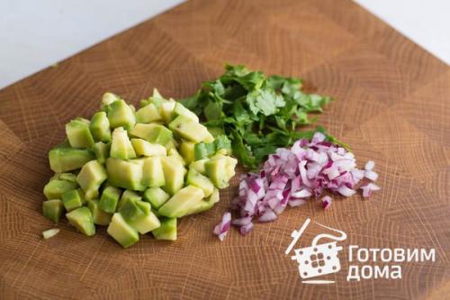 Брускетта с гуакамоле и креветками. 05