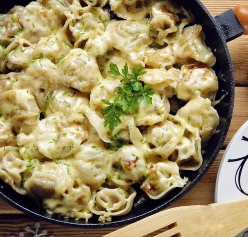 Творожно - банановый крем.