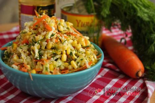 Салат с капустой, кукурузой и. 07