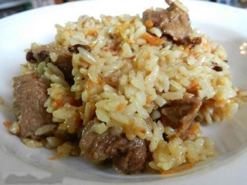 Плов с говядиной.