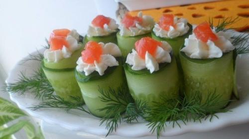 Закуска из огурца с творожным сыром и сёмгой!