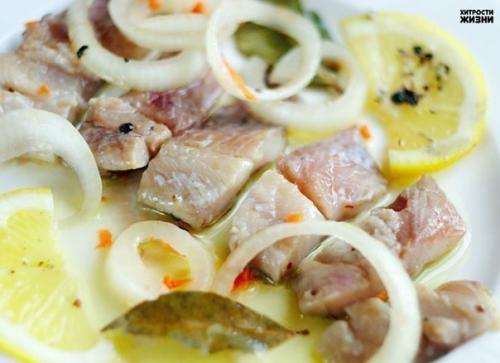 Селёдка по-голландски.  Такие банки за раз опустошаются!