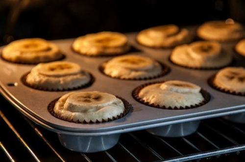 Банановые кексы.   Ингредиенты: 08