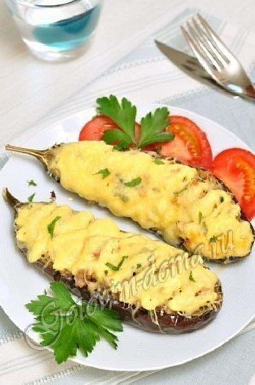 Баклажаны, фаршированные мясом.