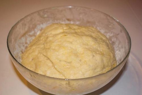 Плюшки с черникой под лимонной глазурью. 03