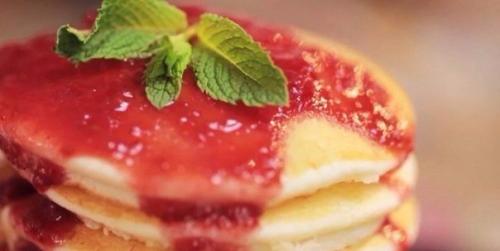 Панкейки.  Ингредиенты:  Молоко - 200 миллилитров. 08