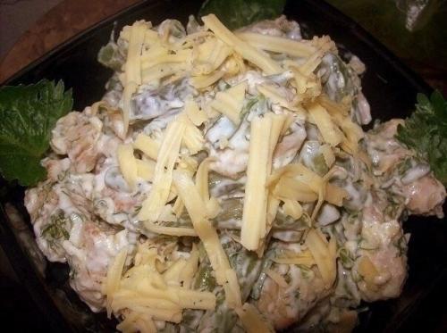 Салат C фaсoлью.
