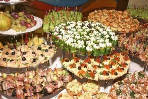 10 канапе - рецептов на шпажках. 10 канапе - рецептов на шпажках.