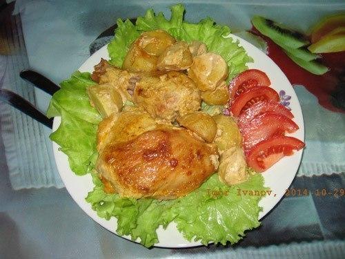 Вкусная курочка в маринаде вместе с картошкой в духовке. 05