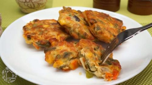 Легкие овощные оладьи. 08