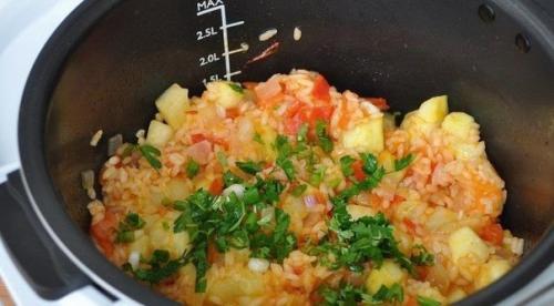 Кабачки с овощами и рисом в мультиварке. 08