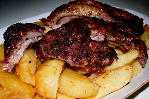 Рёбра свиные с картофелем в рукаве. 08 Рёбра свиные с картофелем в рукаве. 08