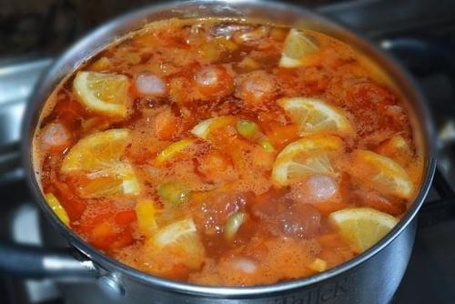 Суп - солянка.

Суп - солянка пошаговый рецепт - очень простой рецепт.  