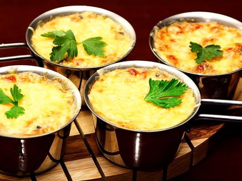 Маковая запеканка.  122 ккал \100 гр На одну порцию: 70 г. творога. 1 среднее яйцо 1-2 ст.