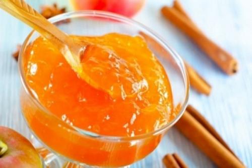 Яблочный джем с лимонной цедрой и корицей. Яблочный джем с лимонной цедрой и корицей.