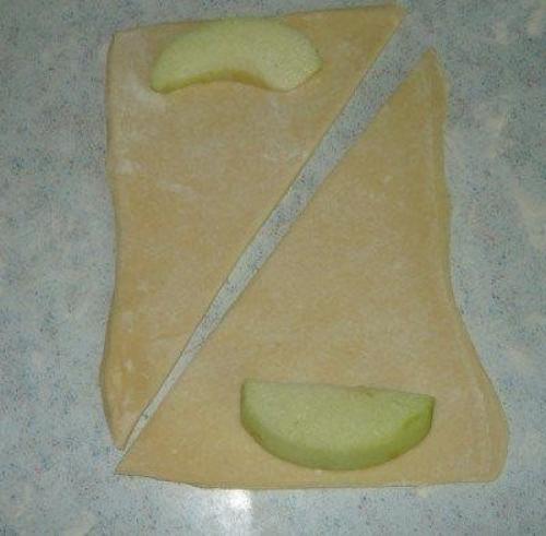 Слойки с яблоками. 02