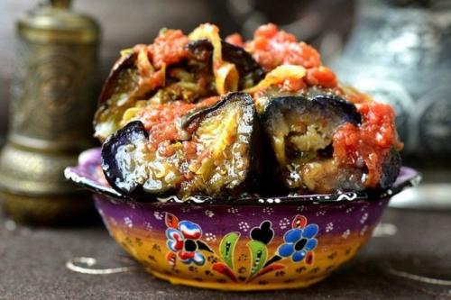 Имам баяилды, или фаршированные баклажаны по-турецки.