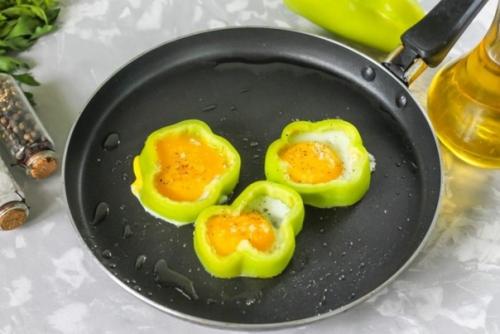 Яичница в перце. 02 Яичница в перце. 02