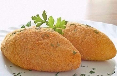 Самые любимые котлетки - котлеты по - киевски.