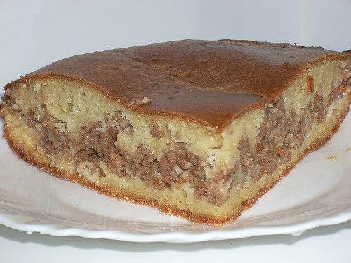 Заливной пирог с фаршем.