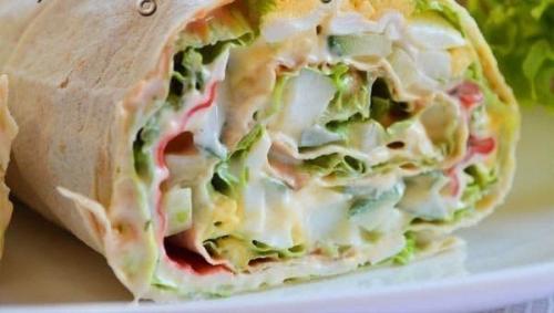 Рулет из лаваша с крабовыми палочками. 08