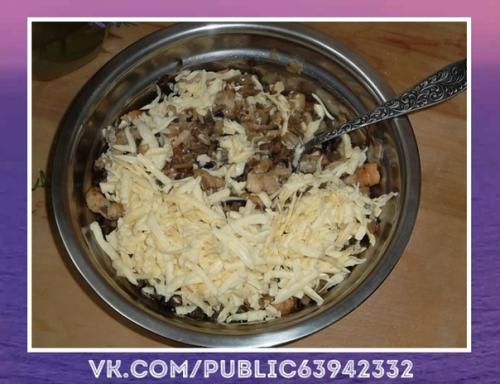 Замечательный рецепт.  Перцы, фаршированные курицей и грибами. 06