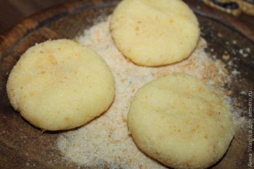 Манники жареные.  Ингредиенты: 03