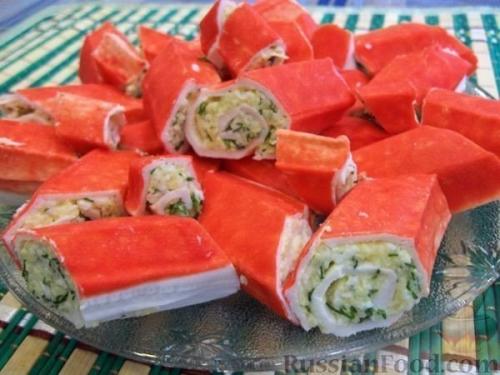 Рулеты из крабовых палочек?
