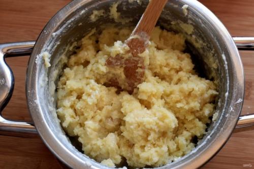 Малиновые эклеры.  Ингредиенты: 02