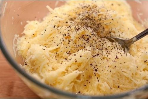 Драники.  Ингредиенты:   Картофель - 1 кг. 03