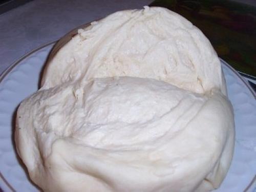 Тесто на кефире для пирожков, без дрожжей.