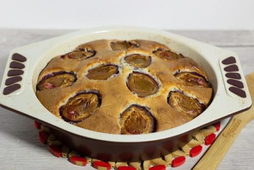 Пирог со сливами и яблоками. 06