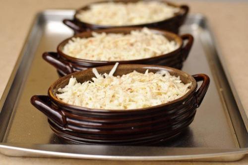 Вкусный жюльен. Отличный рецепт приготовления жульена с курицей, грибами, луком, сыром и сливками. 08 Вкусный жюльен. Отличный рецепт приготовления жульена с курицей, грибами, луком, сыром и сливками. 08