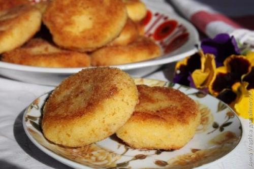 Манники жареные.  Ингредиенты: