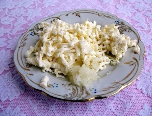 Рулетики из кабачков с плавленым сыром. 04
